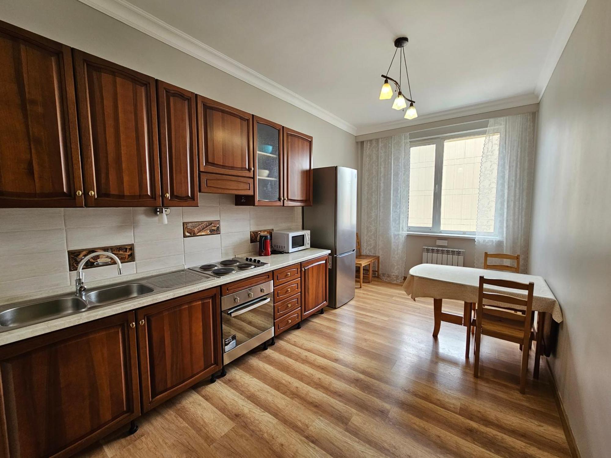 Ernaz Plus Apartments-Expo-Boulevard Астана Екстер'єр фото